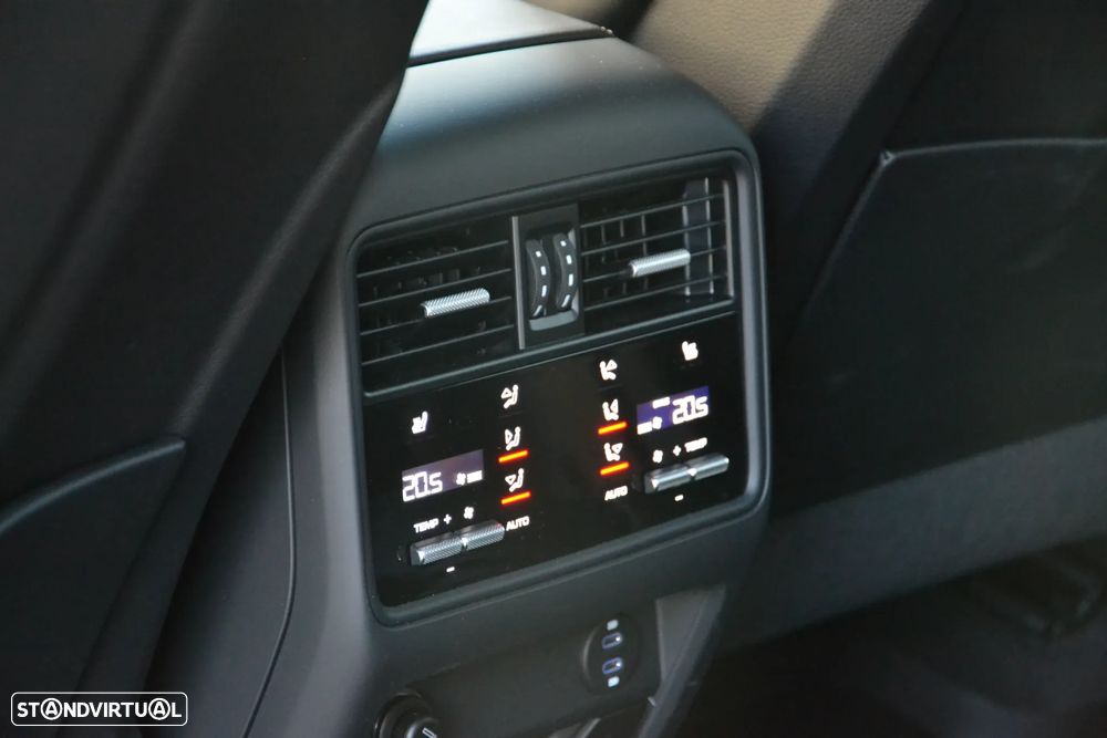 Porsche Cayenne Coupé Turbo GT Tiptronic S - 25