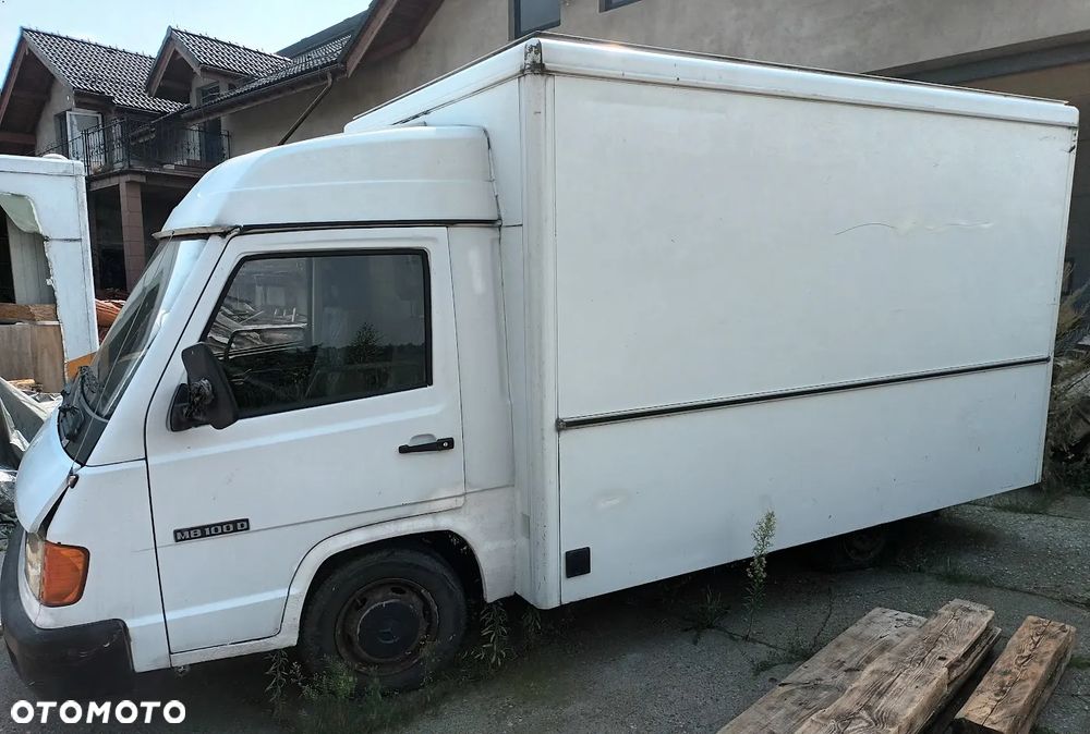 Mercedes-Benz MB 100 - 3