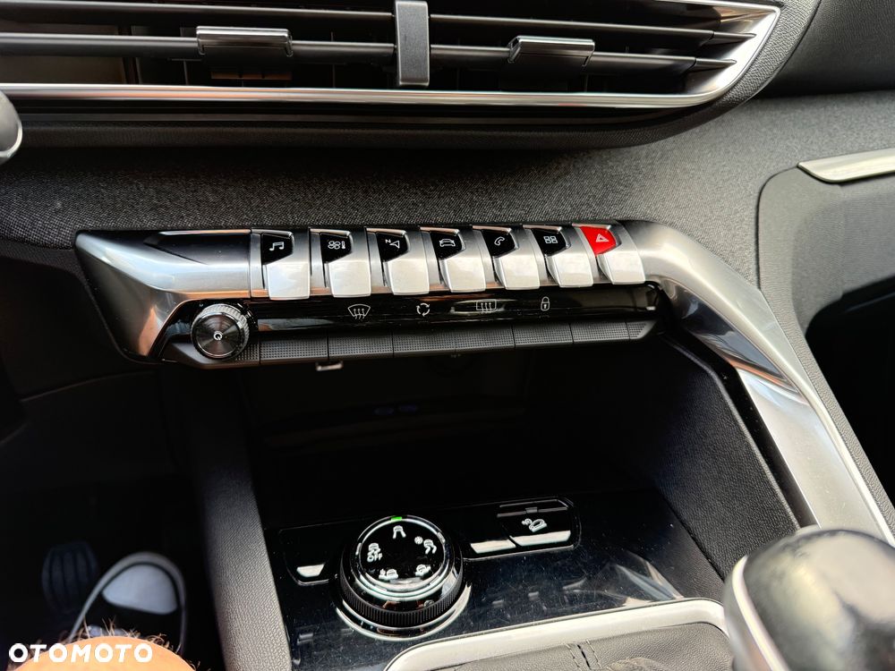 Peugeot 3008 1.6 BlueHDi Allure S&S - 3