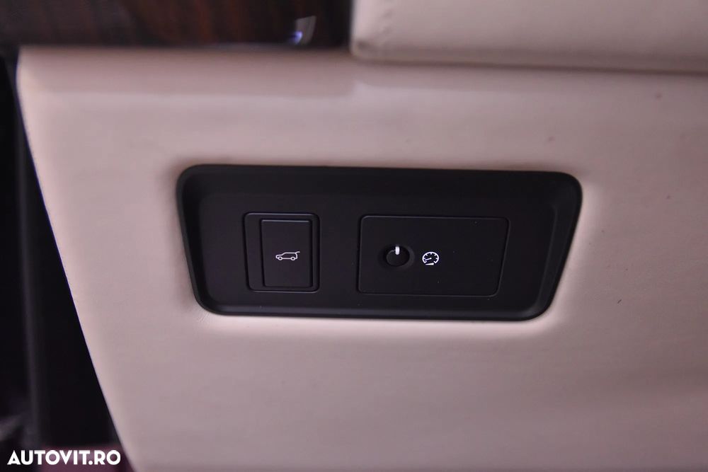 Land Rover Range Rover 3.0L TDV6 Autobiography - 15