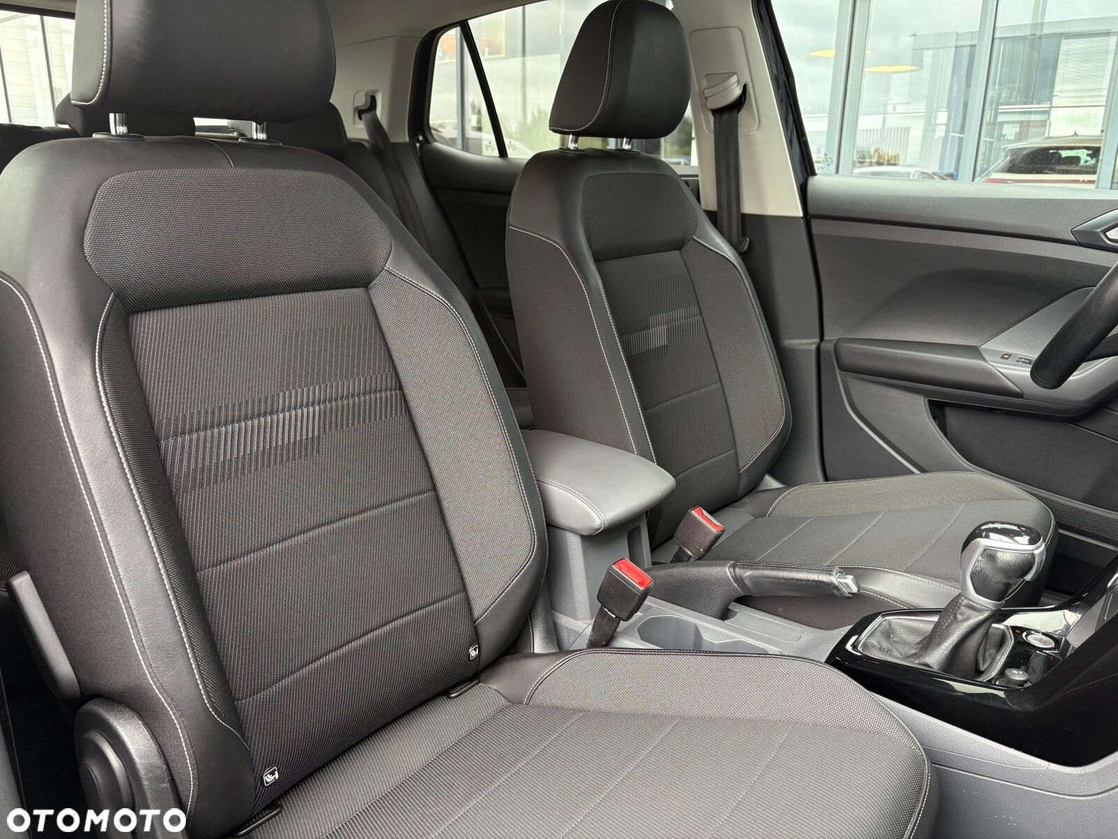 Volkswagen T-Cross - 16
