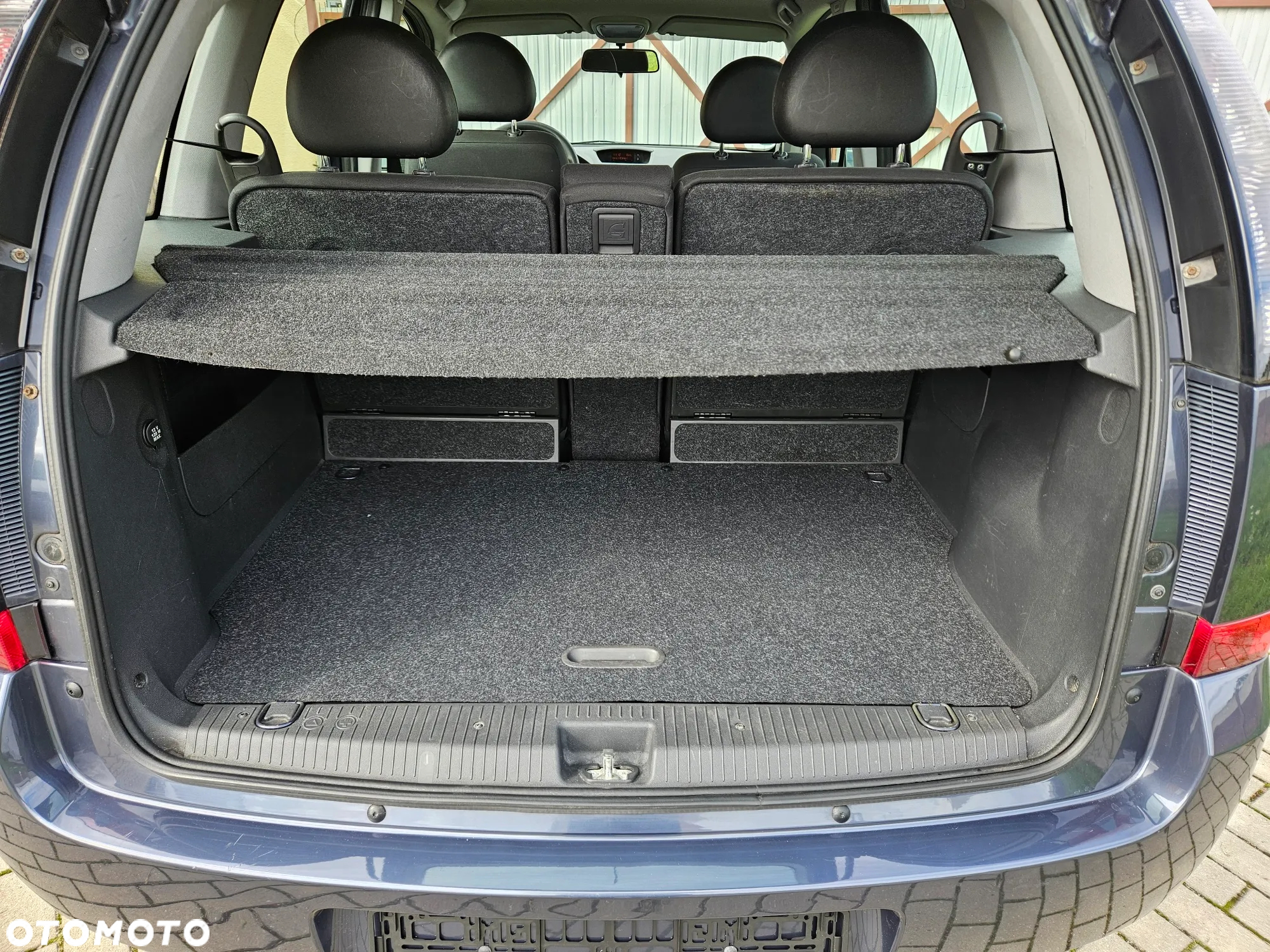 Opel Meriva 1.6 16V Innovation 110 Jahre - 12