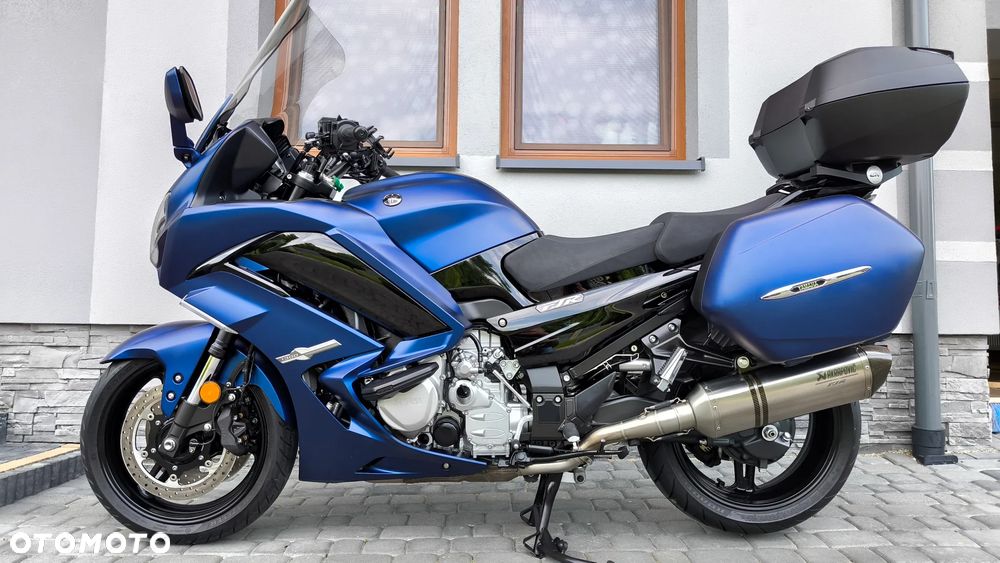 Yamaha FJR - 6
