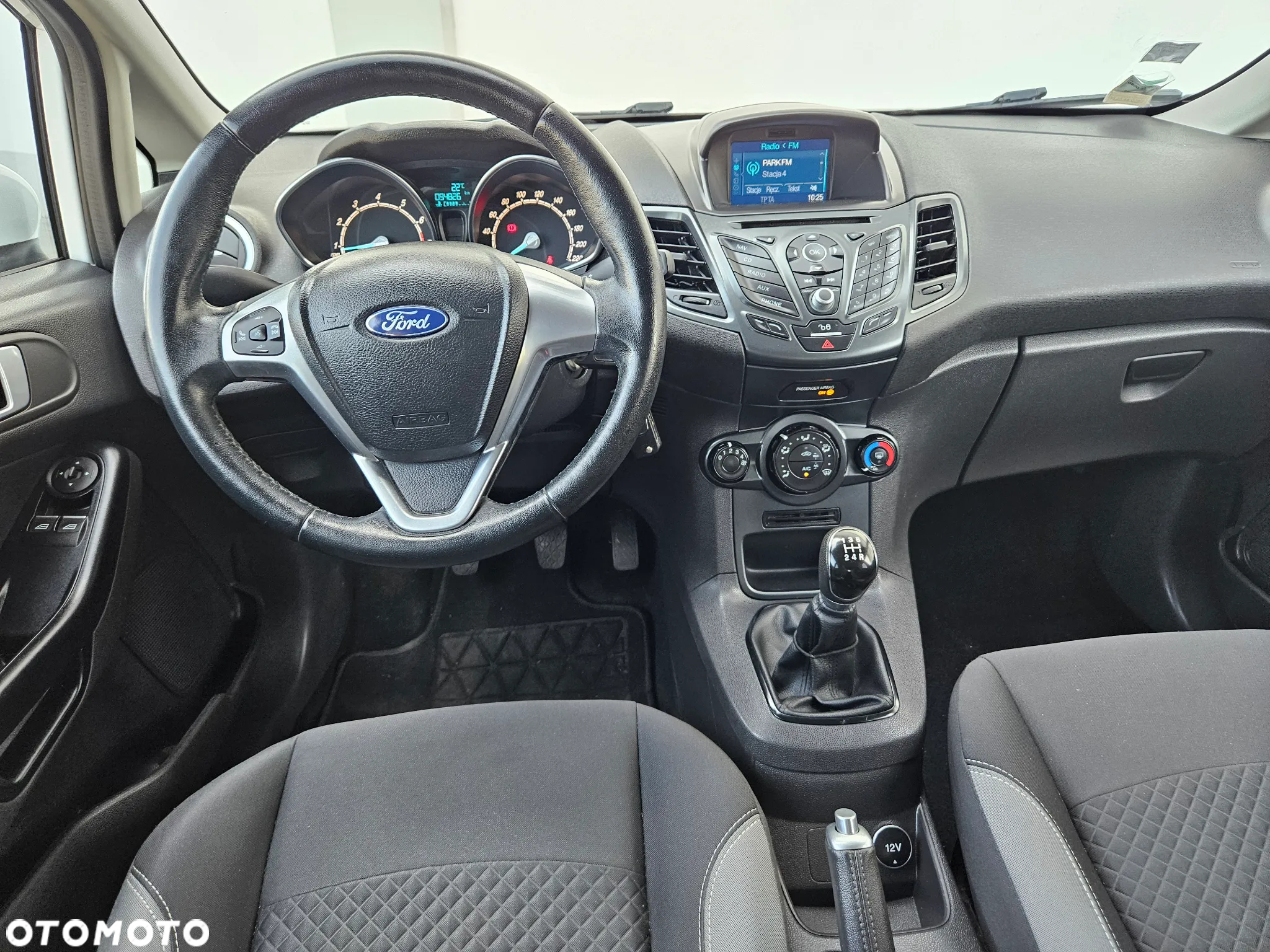 Ford Fiesta 1.25 Silver X - 23