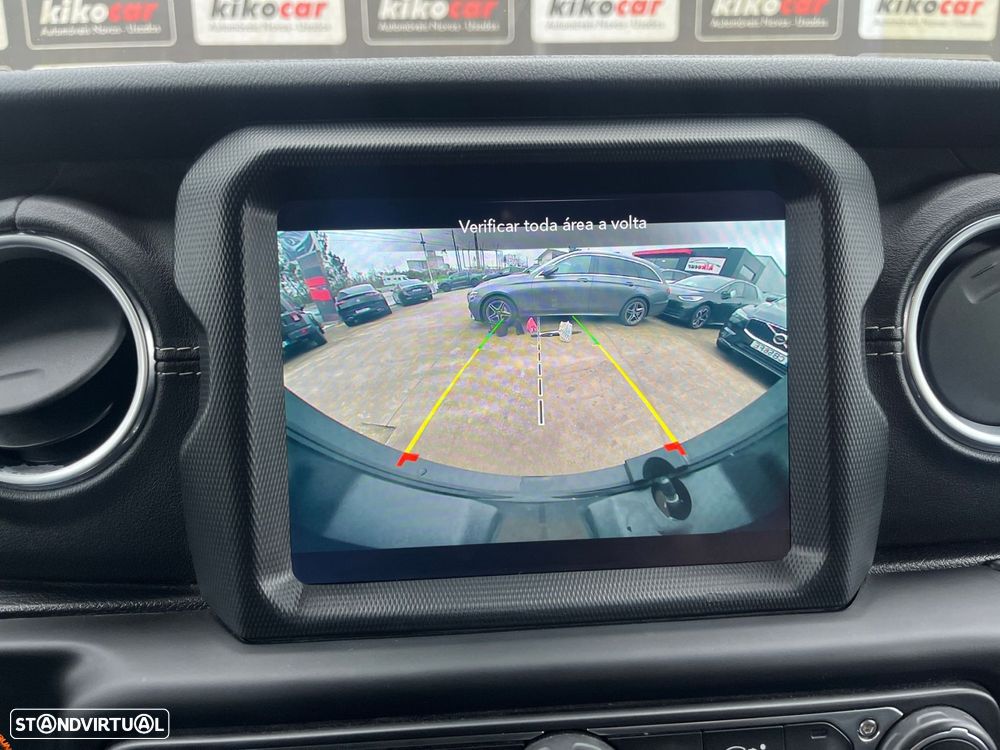 Jeep Wrangler Unlimited 2.2 CRDi AWD Auto Sky One-Touch Sahara - 38