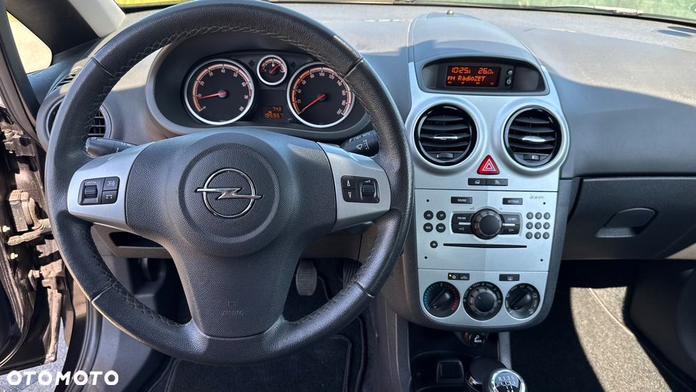 Opel Corsa 1.4 16V Satellite - 22