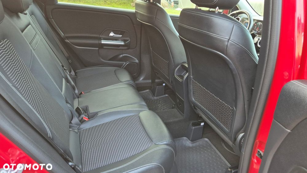 Mercedes-Benz Klasa B 180 Progressive 7G-DCT - 27