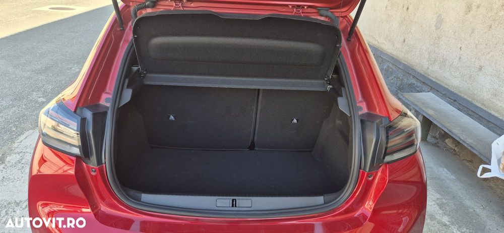 Peugeot 208 1.2 L PureTech STT EAT8 Active Pack - 12