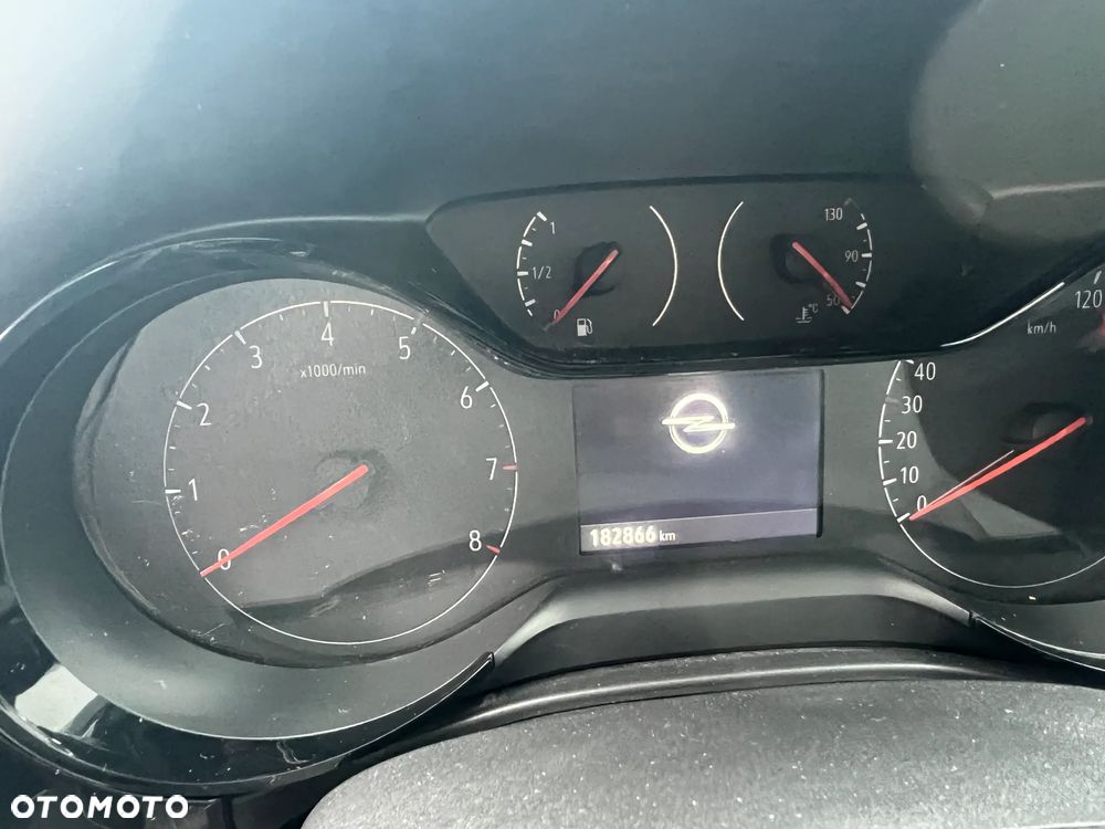 Opel Corsa - 11