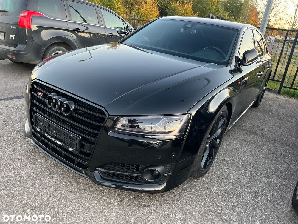 Audi S8 Plus - 8