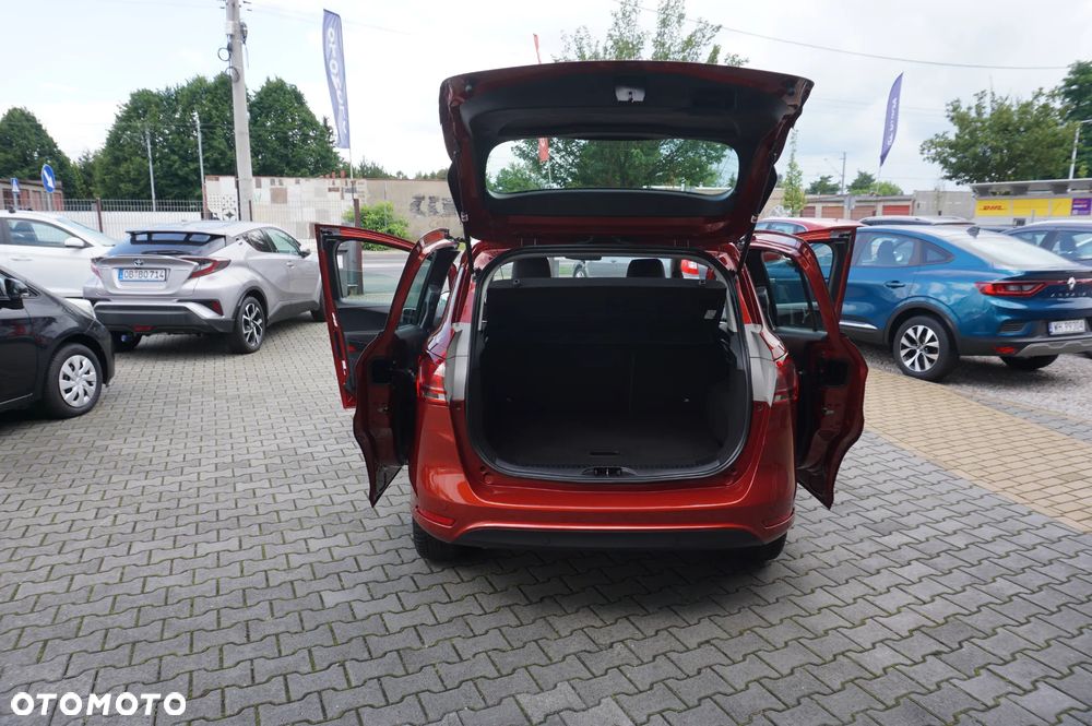 Ford B-MAX 1.5 TDCi Titanium X - 17