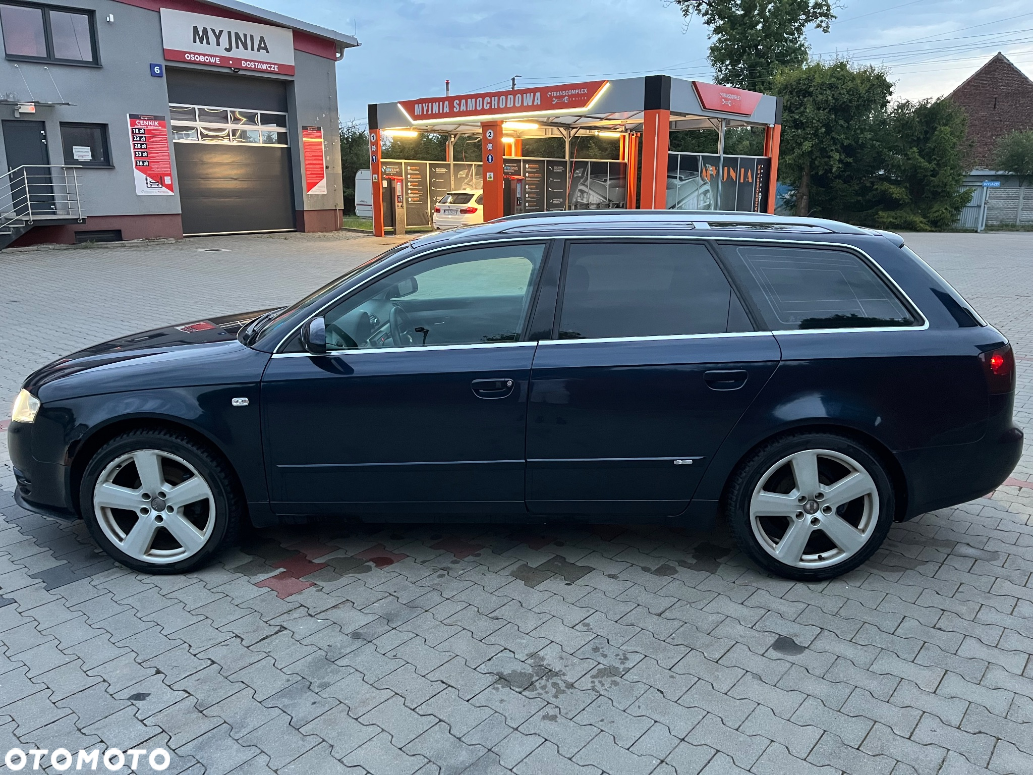 Audi A4 Avant 2.0 TDI - 8