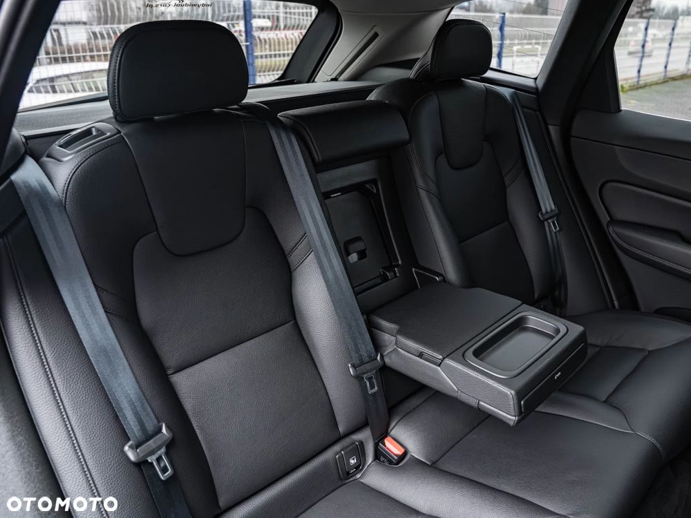 Volvo XC 60 B4 D Geartronic Inscription - 25