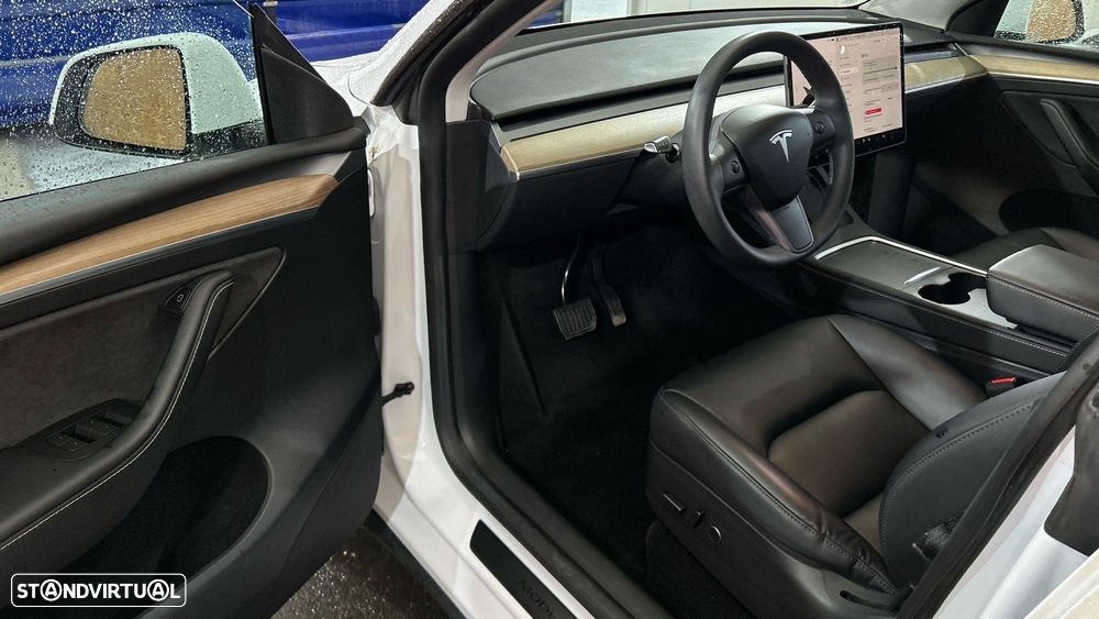 Tesla Model Y Tração Traseira - 10