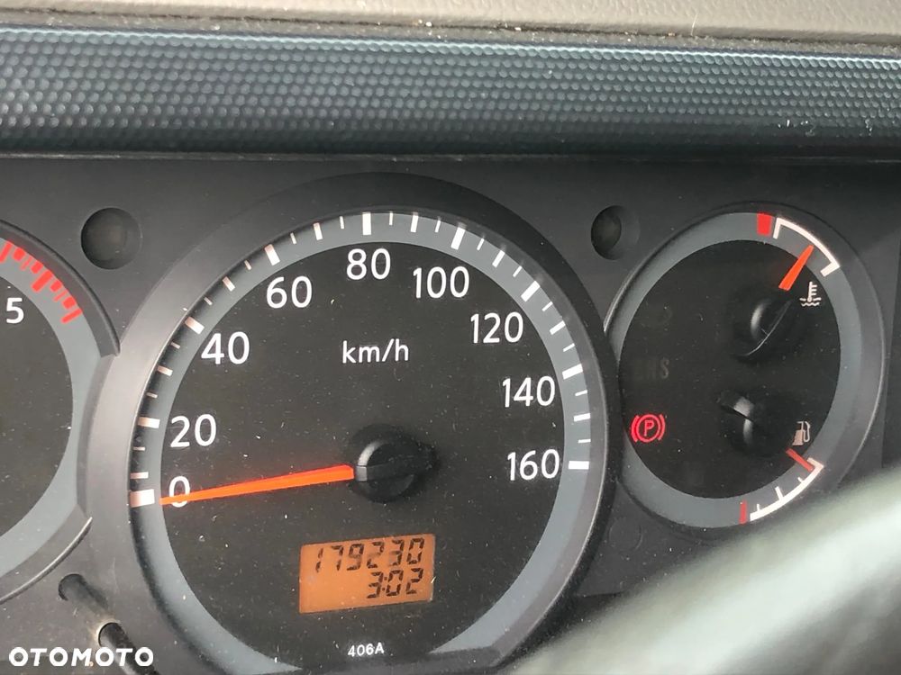 Nissan Cabstar - 4