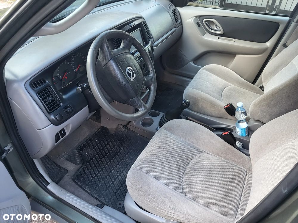 Mazda Tribute 2.0 Comfort 2WD - 6