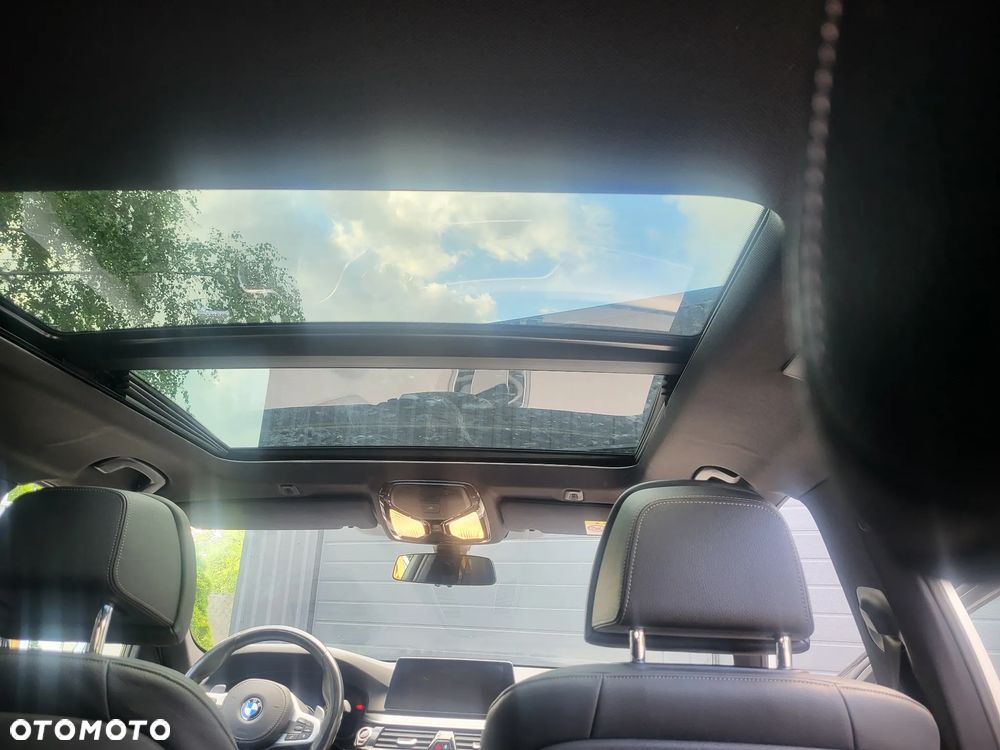 BMW Seria 5 530d xDrive M Sport sport - 11
