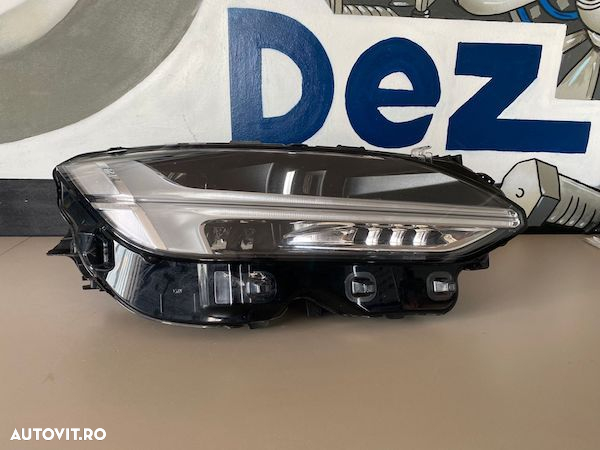 Far Dreapta Mid Led Volvo S90 V90 2019 32228317