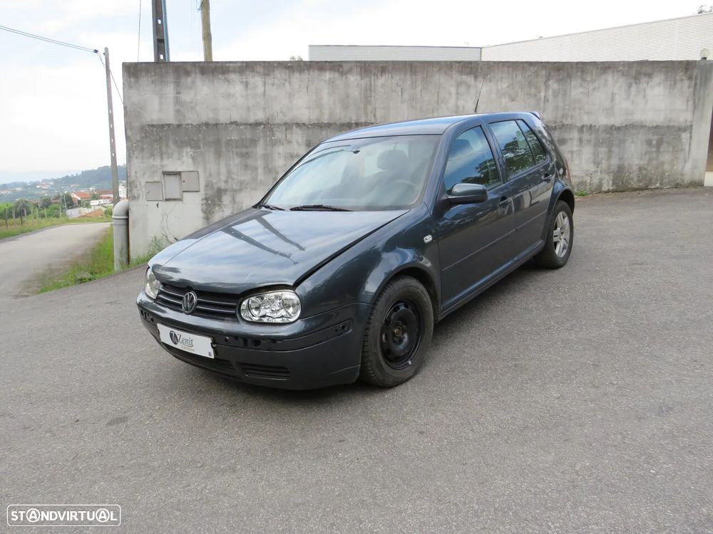 Volkswagen Golf IV 1.4 75Cv 1998- Peças Usadas (9393) - 2