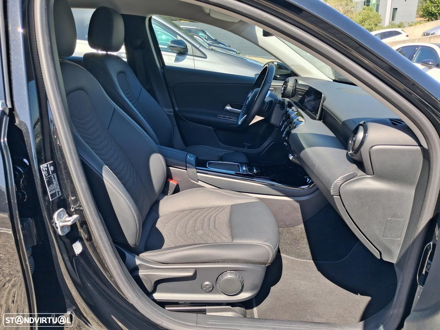 Mercedes-Benz A 200 Standard - 13