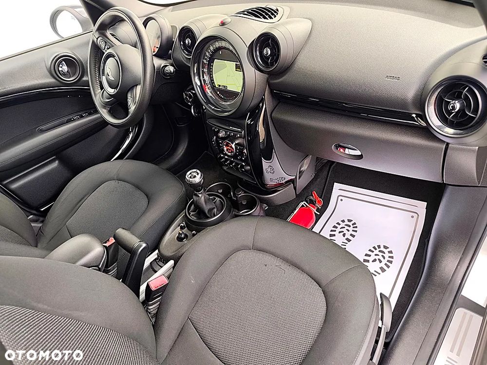 MINI Countryman One D - 24