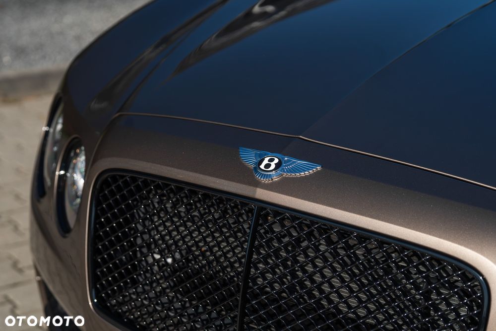 Bentley Flying Spur W12 - 17