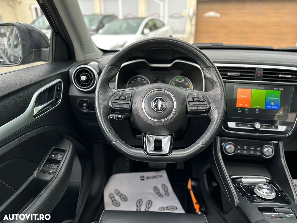 MG ZS EV Luxury - 12