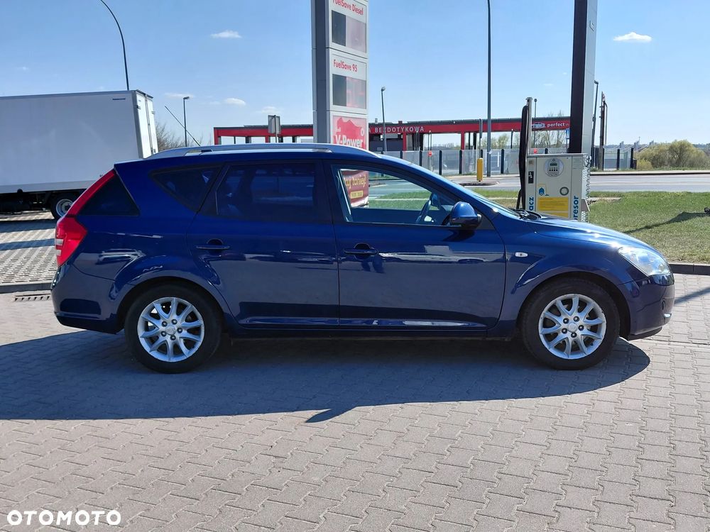 Kia Ceed 1.6 Crdi Comfort + - 6