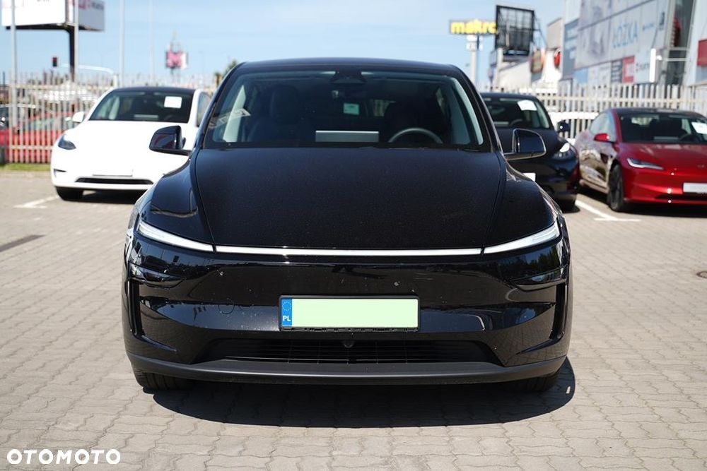 Tesla Y 83.1kWh Long Range RWD - 2