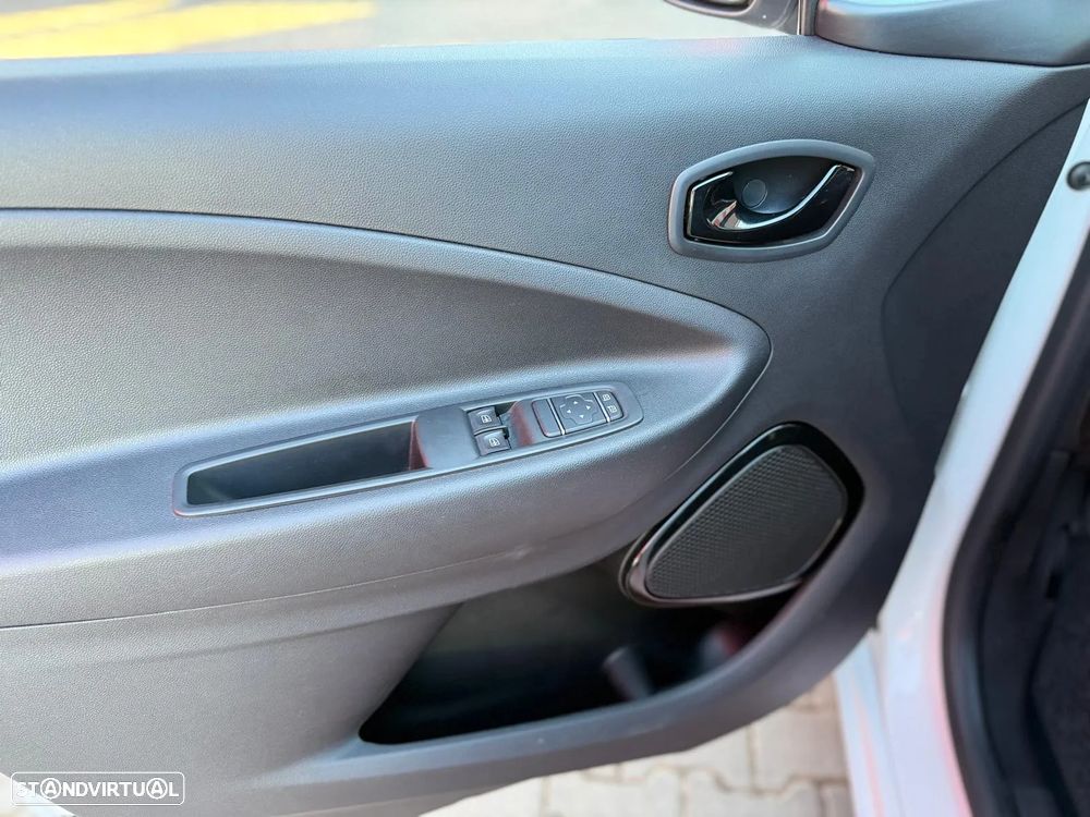 Renault Zoe (c/ Bateria) Exclusive 50 - 17