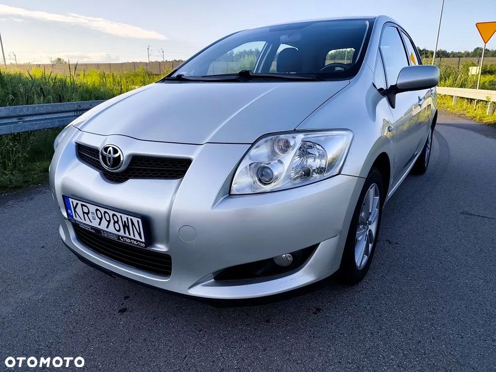 Toyota Auris 1.6 VVT-i Premium Start - 2