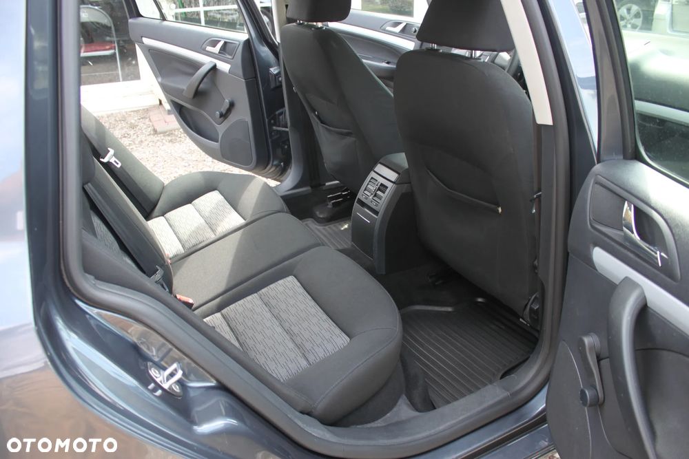 Skoda Octavia - 14