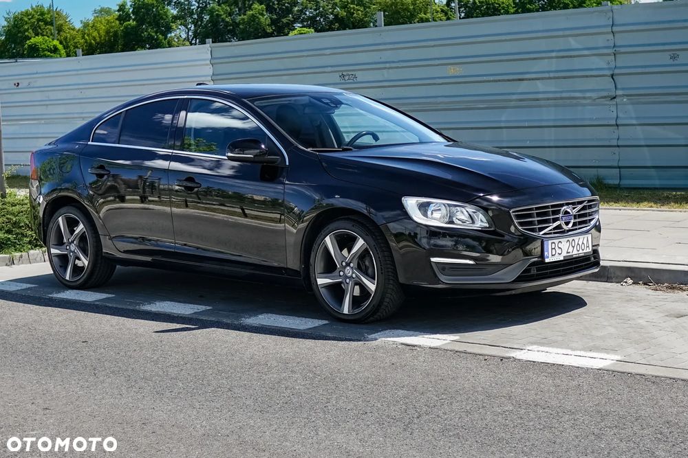 Volvo S60 D2 Drive-E Momentum - 2