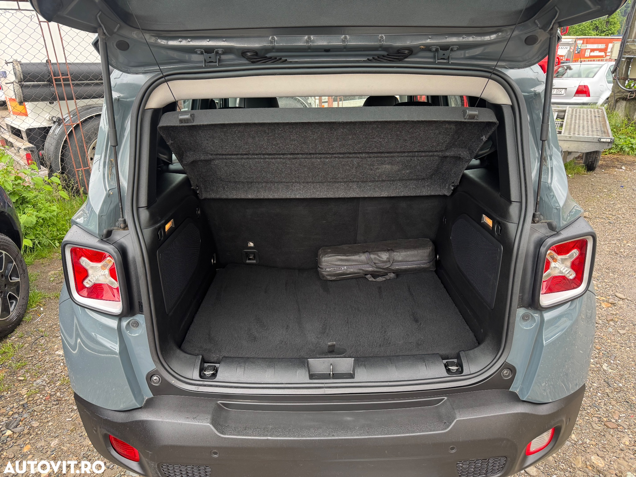 Jeep Renegade 1.6 MultiJet Limited - 23
