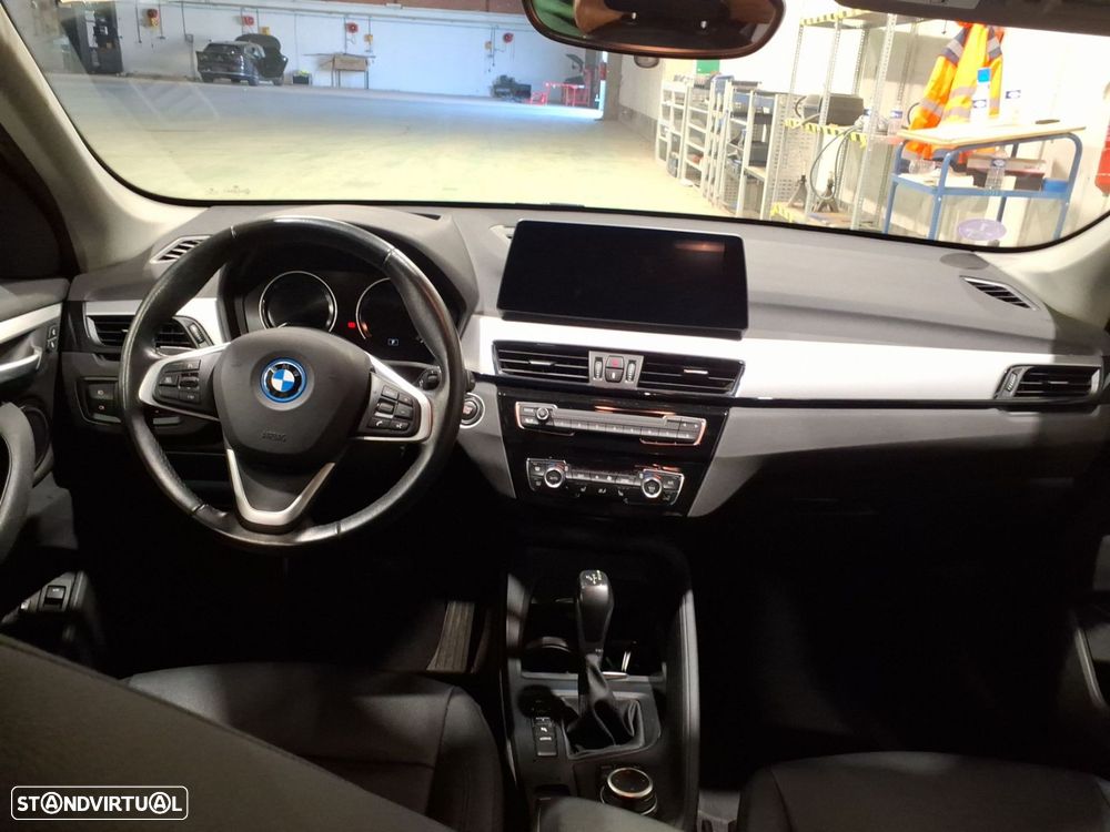BMW X1 xDrive25e Advantage - 6
