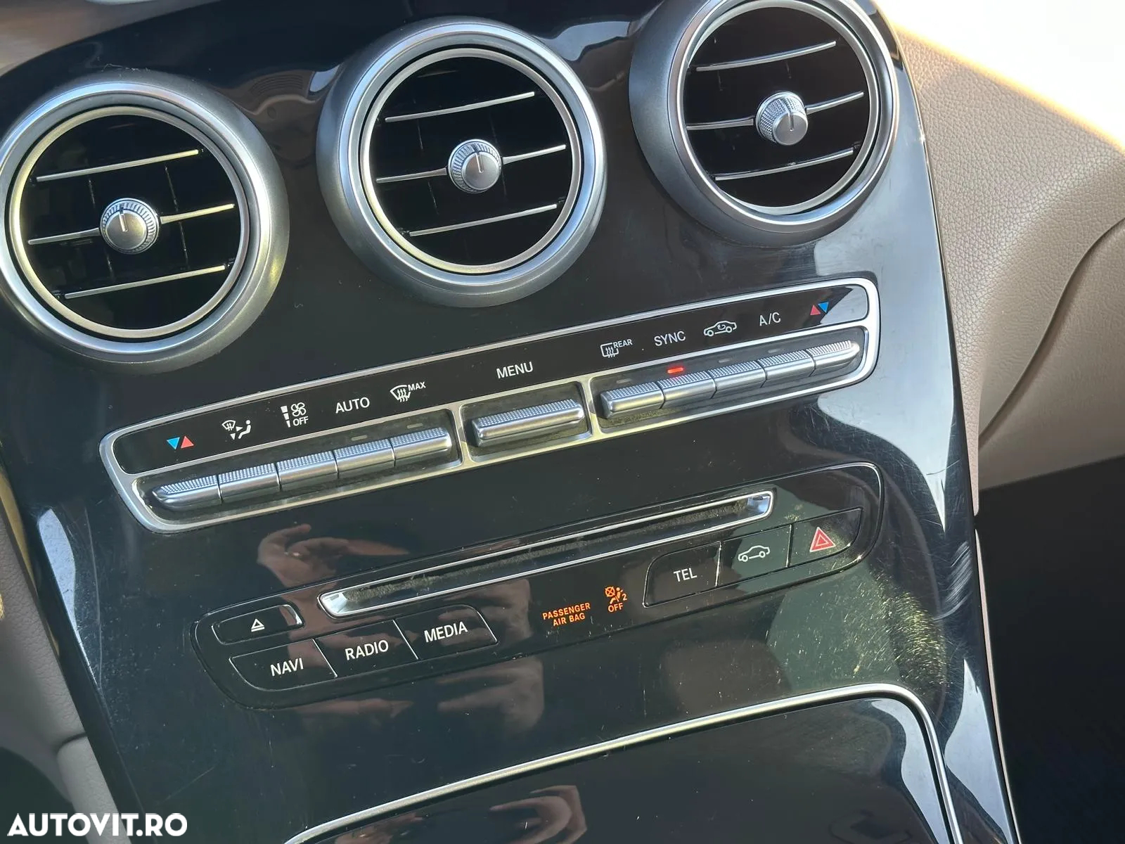 Mercedes-Benz GLC 250 d 4Matic 9G-TRONIC Exclusive - 25