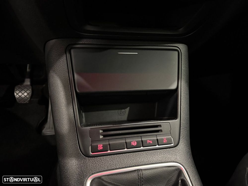 VW Tiguan 2.0 TDI Sport 4Motion - 35