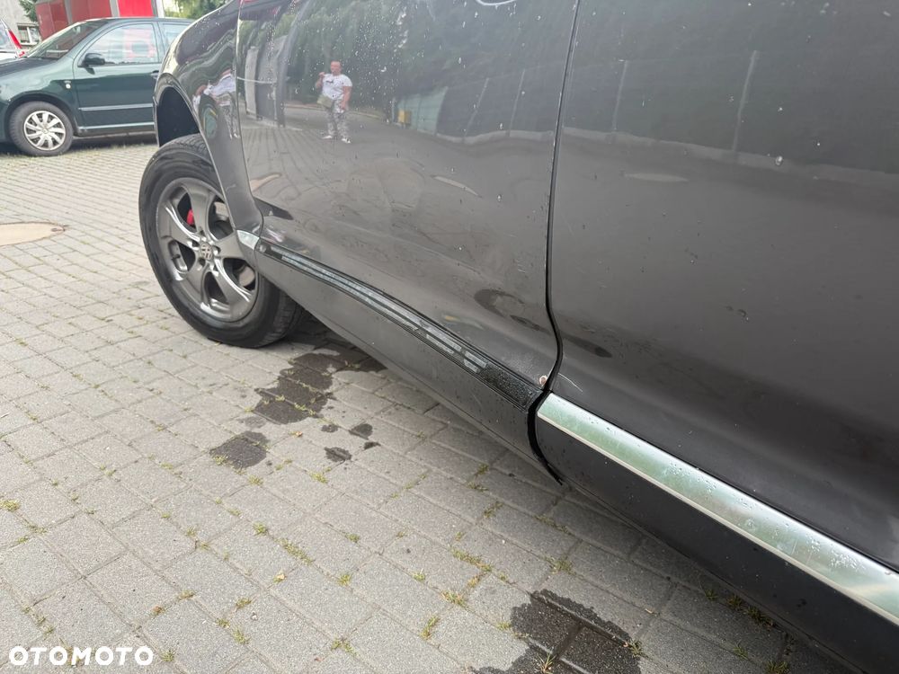 Volkswagen Touareg - 6