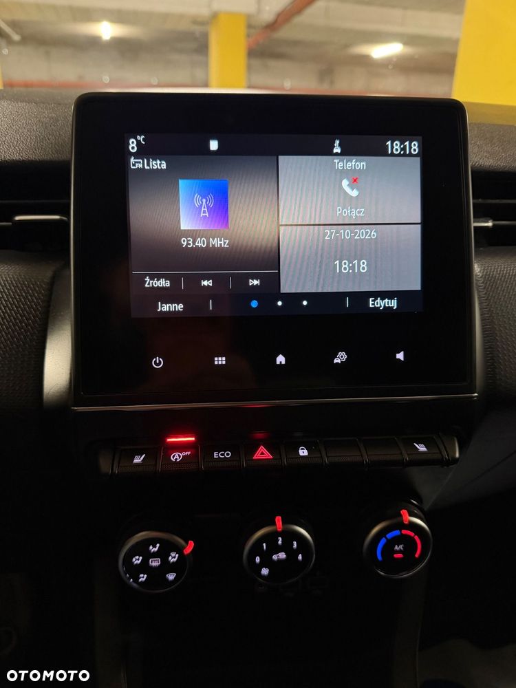 Renault Clio - 23