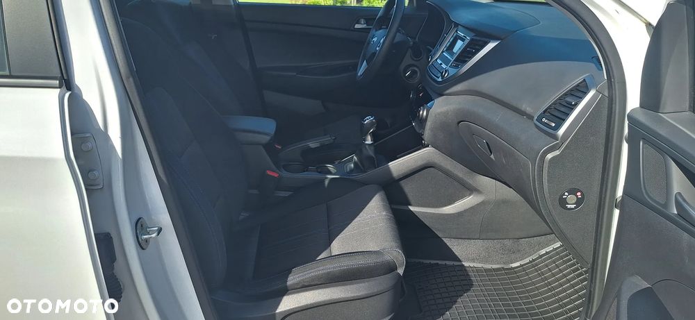 Hyundai Tucson 1.6 GDI BlueDrive Classic 2WD - 14