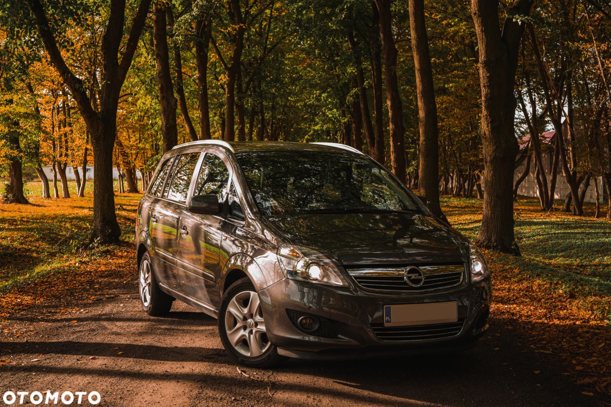 Opel Zafira 1.8 Cosmo EU5 - 1
