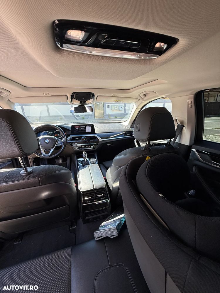 BMW Seria 5 520d AT - 14