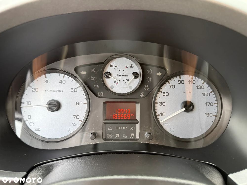 Citroën Berlingo Multispace BlueHDi 100 SELECTION - 17