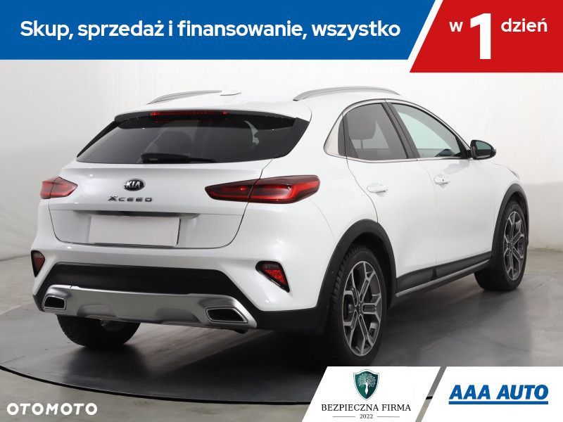 Kia XCeed - 7