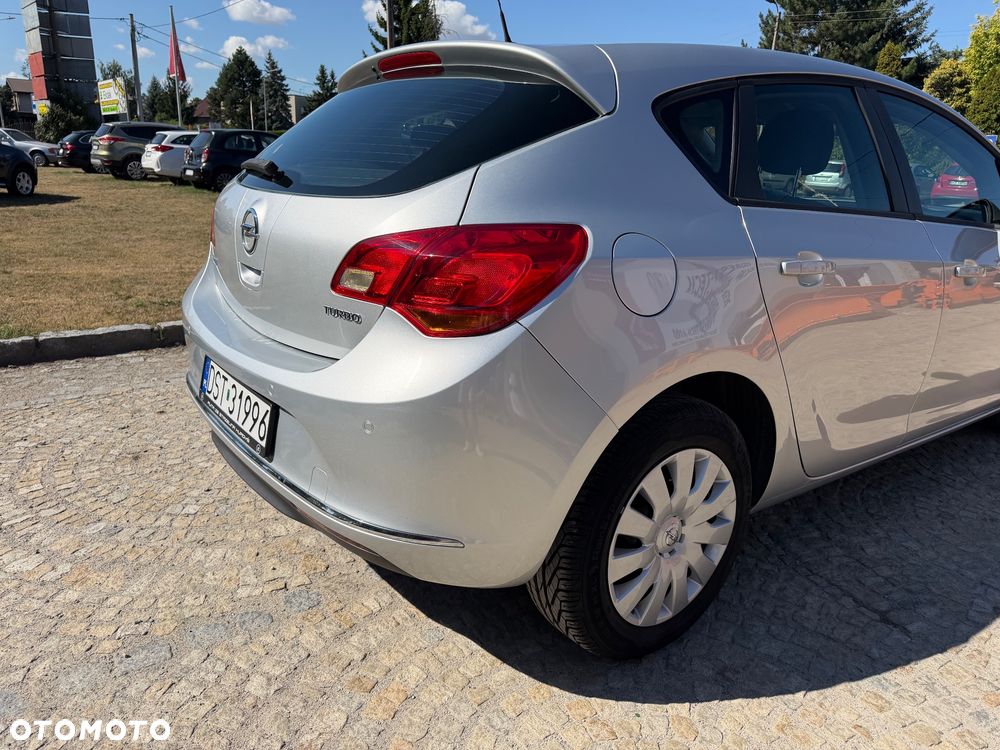 Opel Astra 1.4 Turbo - 11