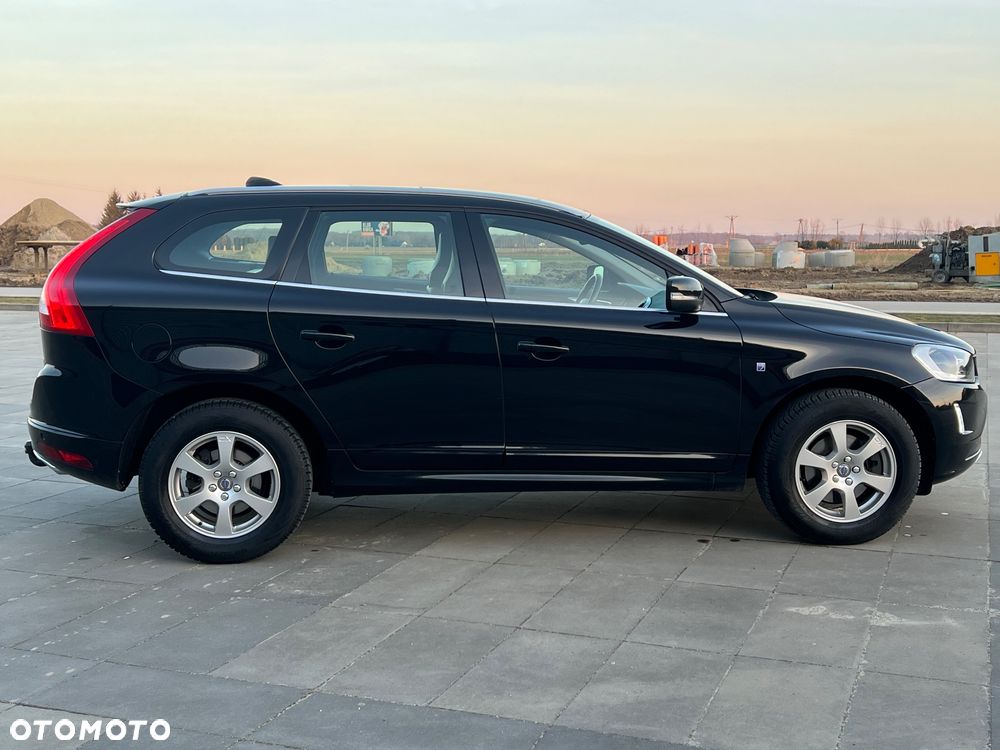 Volvo XC 60 D4 AWD Ocean Race - 9