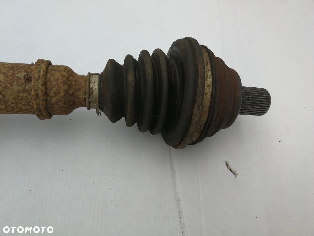 Półoś prawa Audi A3 8P 2.0 FSI Automat DSG  HFT - 9