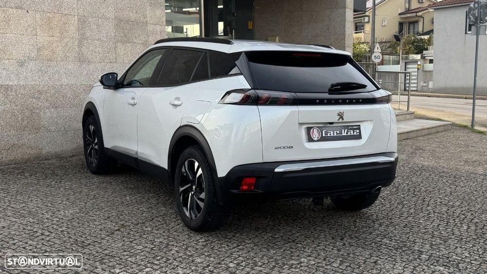 Peugeot 2008 1.5 BlueHDi Allure EAT8 - 6