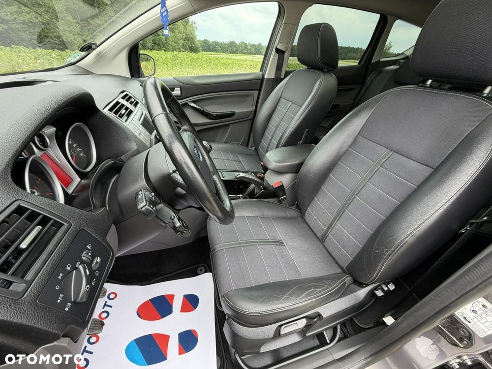 Ford Kuga - 19