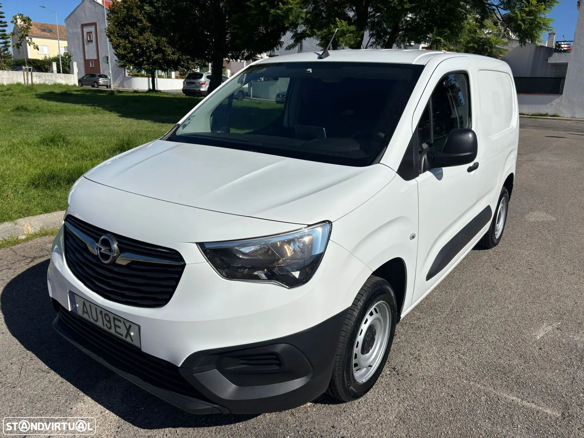 Opel COMBO 1.5 102cv 3 LUGARES - AC - IVA DEDUTÍVEL - 1